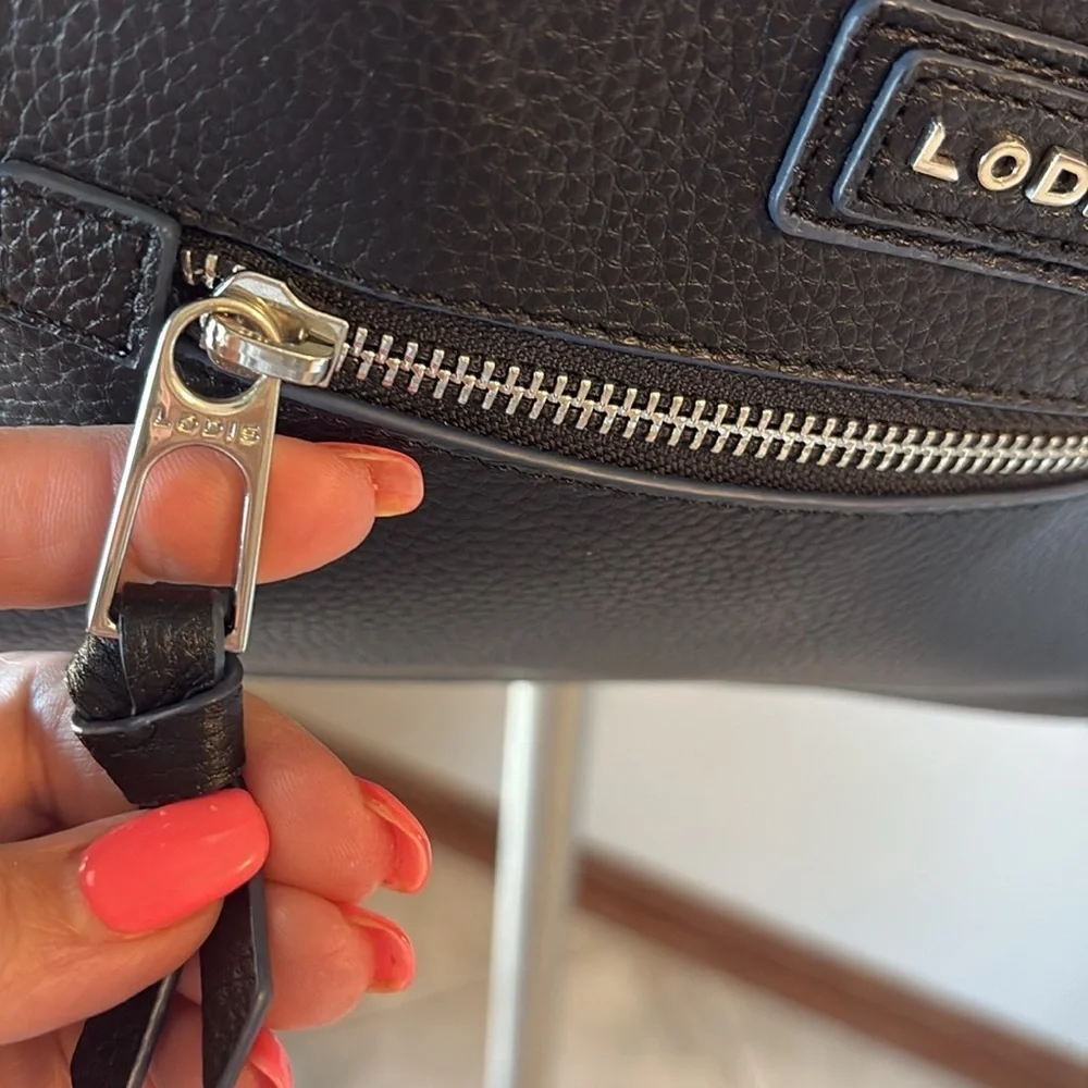 Lodis sleek stylish